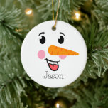 Décoration En Céramique Frosty le visage heureux du Snowman<br><div class="desc">Ce joli visage de bonhomme de neige nous rappelle que la puissance d'un simple sourire peut illuminer même les jours les plus froids, et le bonheur se trouve dans les endroits les plus inattendus.</div>