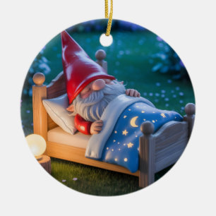Décoration En Céramique Gnome endormi dans un jardin nocturne