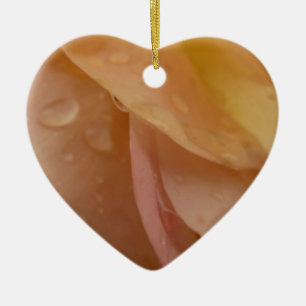 Décoration En Céramique Gouttes de pluie sur des pétales de rose rose pêch