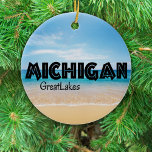 Décoration En Céramique Great Lakes Beach Michigan Noël<br><div class="desc">Ce décor de Noël en céramique est idéal pour les personnes qui chérissent l'état du Michigan. Nos magnifiques ornements de Noël offrent des options de cadeaux exceptionnelles,  et ils peuvent même vous inspirer à garder un pour votre collection personnelle.</div>