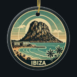 Décoration En Céramique Ibiza Espagne Rocher d'Es Vedra Travel Art Badge<br><div class="desc">Ibiza design de déplacement vectoriel rétro. Ibiza est l'une des îles Baléares,  un archipel d'Espagne en Méditerranée.</div>
