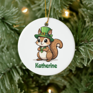 Décoration En Céramique Joli écureuil de la Saint-Patrick avec chapeau ver