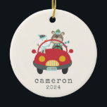 Décoration En Céramique Joli Ours de Noël Snowman Red Voiture personnalisé<br><div class="desc">Mignonne Ours de Noël Snowman Rouge Voiture Personnalisée Ornement en céramique</div>