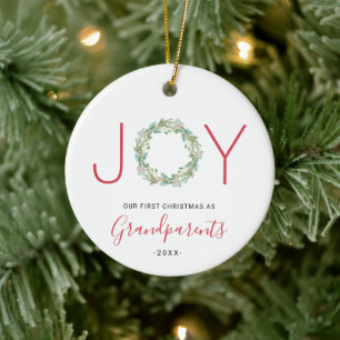 Décoration En Céramique Joy Wreath Notre premier Noël en grands-parents