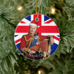 Décoration En Céramique Joyeux Noël britannique roi Charles III<br><div class="desc">Le roi Charles III avec le drapeau britannique arrière - plan Noël salutation. Texte "Joyeux Noël britannique"</div>