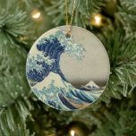 Décoration En Céramique La Grande Vague au large du Mont Fuji Kanagawa Jap<br><div class="desc">La fameuse Grande Vague au large de Kanagawa fait partie de la série trente-six Vues du Mont Fuji de Katsushika Hokusai d'estampes en bois couleur créées entre 1826 et 1833.</div>