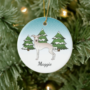 Décoration En Céramique Lévrier Italien Crème Dans Une Forêt D'Hiver
