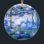 Décoration En Céramique Lys d'eau rose Monet<br><div class="desc">Un ornement de nénuphars rose Monet avec de belles nénuphars roses flottant dans un étang bleu calme avec des nénuphars. Un grand cadeau Monet pour les amateurs d'impressionnisme et d'art français. Impressionnisme nature serein avec de belles fleurs et paysage d'étang pittoresque.</div>