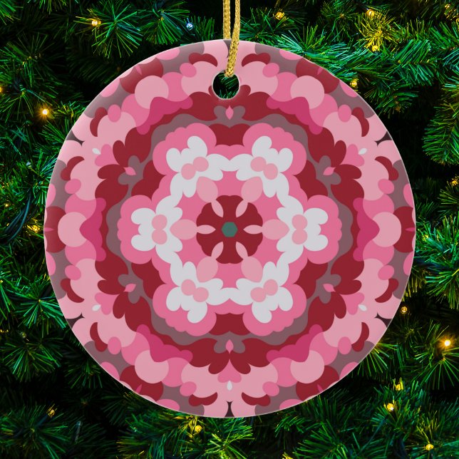 Décoration En Céramique Mandala rose rouge et blanc (Pink Red and White Retro Mandala Ornament by Wormhole Orbital)