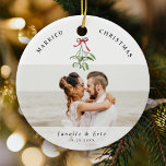 Décoration En Céramique Marié Noël mignon Mistletoe Newlywee Photo<br><div class="desc">Cherchez votre premier Noël avec notre ornement de Noël "Marié". Customisé pour les souvenirs joyeux des jeunes mariés avec 2 photos de mariage préférées ainsi qu'une jolie illustration de faux-orteils d'aquarelle,  vos noms et la date des noces. 🎄 📸 ✨ #FirstChristmasJoy #PersonalizedKeepsaké</div>