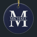 Décoration En Céramique Monogramme et nom personnalisés bleu marine<br><div class="desc">Monogramme personnalisé et cadeaux de nom avec monogramme blanc personnalisé dans le style de police serif classique avec boîte de nom au milieu du monogramme sur arrière - plan bleu marine.</div>