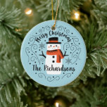 Décoration En Céramique Monogramme Joli Noël tendance Snowman<br><div class="desc">Un mignon bonhomme de neige de Noël avec les mots Joyeux Noël décore cet ornement. Personnalisez-le avec votre nom de famille. Un accent amusant pour la période des fêtes de Noël. Conçu pour vous par Blackberry Boulevard.</div>