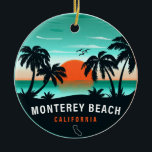 Décoration En Céramique Monterey Beach California Retro Sunset Souvenirs<br><div class="desc">Monterey,  Californie. Ce design rétro fait un grand cadeau de Noël ou d'anniversaire pour les fans de St Monterey Beach. Le design rétro des vibes d'été est un cadeau parfait pour les amateurs de voyage et de destinations tropicales.</div>