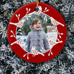 Décoration En Céramique Nordique Bird Photo<br><div class="desc">Une couronne festive d'oiseaux et de hanches roses entoure votre propre photo dans cette jolie décoration de Noël rouge et blanc de style scandinave. Crédit photo : Photographie © Storytree Studios,  Stanford,  CA</div>