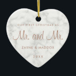 Décoration En Céramique Notre premier Marbre de Noël Rose Gold Gay<br><div class="desc">Vous êtes-vous marié cette année ? Ajoutez un souvenir à votre arbre avec cet ornement moderne et élégant en céramique de conservation avec les mots "Notre premier Noël en tant que Monsieur et Monsieur" dans un faux script en or rose sur un arrière - plan en marbre gris et blanc....</div>