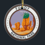 Décoration En Céramique Parc national Fundy Badge Vintage Canada<br><div class="desc">Design artistique du parc national Fundy. Le parc présente un littoral accidenté qui s'élève jusqu'aux Hautes-Terres du Canada,  les marées les plus élevées du monde et plus de 25 cascades.</div>