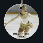 Décoration En Céramique Patinage artistique personnalisé Nom du patineur N<br><div class="desc">Ajoutez la photo et le nom de votre patineur favori à cette décoration de Noël personnalisée.  Fait un cadeau spécial pour les entraîneurs et les instructeurs de patinage. Simple,  classique et élégant,  un ornement qui sera chéri pendant de nombreuses années.</div>