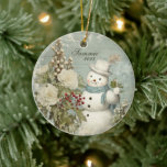 Décoration En Céramique Personnalisé Russe Vintage Snowman Noël<br><div class="desc">Un ornement vintage rustique de Noël bonhomme de neige personnalisable avec nom et date.</div>
