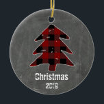 Décoration En Céramique Photo de Custom Rustic Red Plaid Tree & Chalkboard<br><div class="desc">Personalize this custom rustic red and black buffalo plaid Christmas tree and chalkboard Christmas ornament with your own photo and the year! Fonctions rustic typographiy and your own family photo on the back. A great ornament to start your annual to create your own Christmas ornament each year !</div>