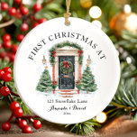 Décoration En Céramique Premier Noël Personnalisé À Notre Nouvelle Maison<br><div class="desc">Le premier Noël personnalisé à notre nouvel ornement en céramique est un beau souvenir pour célébrer une période de fêtes importante! Conçu en céramique de haute qualité, cet ornement présente un design charmant avec des éléments festifs et un espace à personnaliser avec des noms, l'année, ou un message sincère. Idéal...</div>