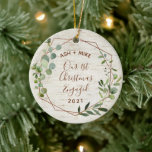 Décoration En Céramique Première Noël Engagé Birch Eucalyptus Photo<br><div class="desc">Célébrez votre premier Noël engagé avec ce ornement de Noël terreux et chaleureux avec votre photo fiançailles à l'arrière, un arrière - plan d'écorce de bouleau et une couronne d'eucalyptus, et personnalisé avec vos noms, année mariage, et "Notre 1er Noël Engagé" à la main typographie lettrée. Copyright Invitations élégants, tous...</div>