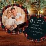 Décoration En Céramique Premiers parents de Noël à être Tartan Plaid Photo<br><div class="desc">Premier ornement photo de Noël, que vous pouvez personnaliser pour un premier noël comme parents d'être ou tout autre grand événement. Le design est recto-verso et comporte des cadres en plaid écossais avec lettrage manuel. Le modèle photo affiche votre photo comme une forme ronde et l'autre côté est écrit avec...</div>