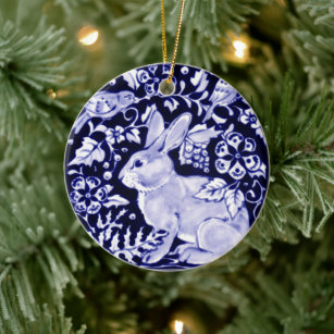 Décoration En Céramique Rabbit bleu Dedham, bleu classique et blanc person