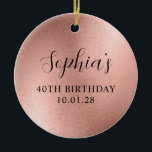 Décoration En Céramique Rose Gold Glam Foil 40th Birthday Photo<br><div class="desc">Créez votre propre ornement de garde de 40e anniversaire avec une photo sur le dos. L'oeuvre numérique présente des oeuvres d'art numériques en or rose brillant de style faux feuille. Les éléments d'art s'impriment comme une photo. Si vous supprimez la photo au dos.</div>