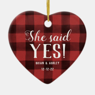 Décoration En Céramique She said Yes! Engaged Photo Red Buffalo Check