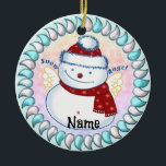 Décoration En Céramique Snowman Angel<br><div class="desc">L'ornement,  le t-shirt et les cadeaux de Snowman Angel par ArtMuvz Illustration. Correspondant Chandail Funny Snowmen,  classeur,  mug,  ornement. Pour personnaliser,  ajoutez votre nom ou ajoutez du texte à la place. Customisez ce ornement de bonhomme de neige pour le rendre unique à vous ou pour donner en cadeau personnalisé</div>