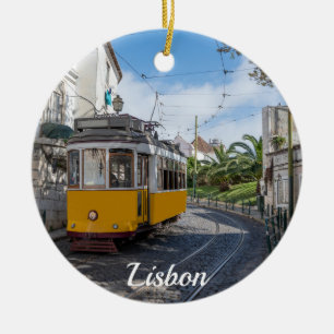 Décoration En Céramique Tramway jaune rétro dans la rue à Lisbonne, Portug