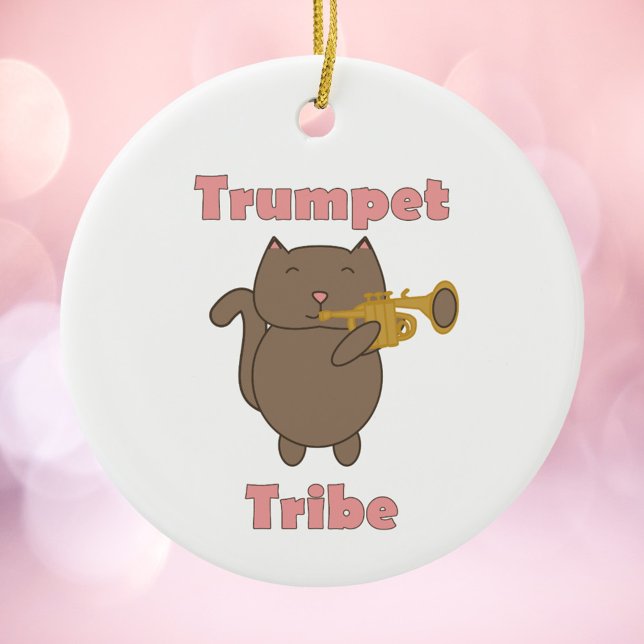 Décoration En Céramique Trumpet Tribe Brown Cat Pink (An ornament featuring a brown cat playing the trumpet and the words trumpet tribe.)