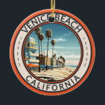 Décoration En Céramique Venice Beach California Bowwalk Travel Art Retro<br><div class="desc">Venice Beach dans un style vectoriel. Venice Beach, en Californie, est une destination emblématique de la Californie du Sud, connue pour sa promenade, ses rues animées et son atmosphère animée. Situé à Los Angeles, c'est un carrefour de créativité et de divertissement en bord de plage, attirant des visiteurs du monde...</div>
