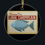 Décoration En Céramique Vintage voyage de poissons du lac Champlain<br><div class="desc">Ce design de voyage vintage Greutages From Lake Champlain présente un poisson bleu amusant aux accents rouges et une ambiance rétro des années 1960.</div>