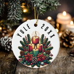 Décoration En Céramique Yule Winter Solstice Poinsettia & Greenery Wicca<br><div class="desc">Éclairez votre arbre de yule avec ce Yule Winter Solstice Poinsettia & Greenery Wicca design. Ce modèle est entièrement modifiable,  y compris le texte,  la couleur du texte,  la couleur de l'arrière - plan,  et plus. Prenez un joyeux et béni solstice d'hiver!</div>