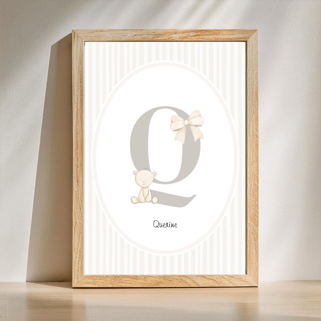 Décoration murale personnalisée de la lettre O pou (Letter Q Nursery Wall Art - Custom Baby Name Print)