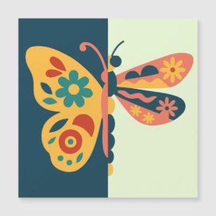 Décoration papillon colorée avec éléments floraux