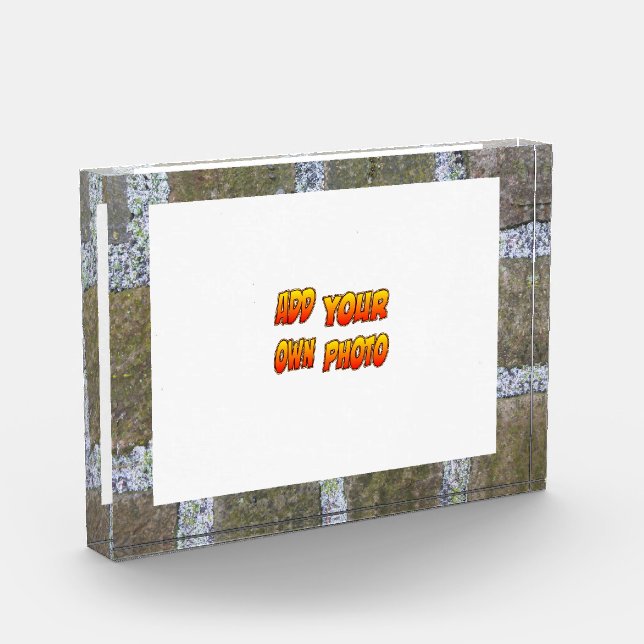 Découpe d'image en briques de jardin. Bloc photo (Gauche)