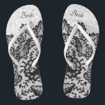 Dentelle florale noire et tongs de Parties scintil<br><div class="desc">Belle Flip Flop Chaussures avec fausse dentelle florale noire sur un faux arrière - plan de parties scintillant blanc prêt à vous permettre de personnaliser avec votre nom ou les titres de fête de mariée. ⭐ Ce Produit est 100% Personnalisable. *****Cliquez sur le BOUTON PERSONNALISER pour ajouter, supprimer, déplacer, redimensionner,...</div>