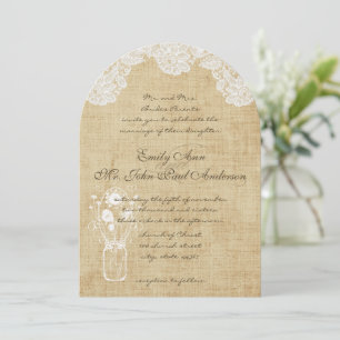 Dentelle rustique et invitation de mariage Burlap