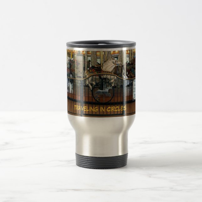 Déplacement dans la tasse de voyage de cercles (Centre)