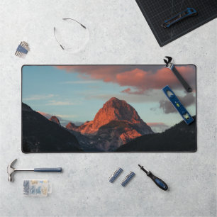 Dernière lumière du soleil sur la montagne Mangart