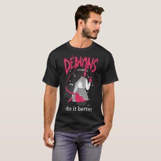 des démons il améliorent le T-shirt foncé