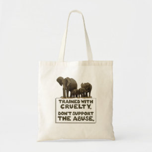 Des éléphants sont formés avec le sac fourre-to