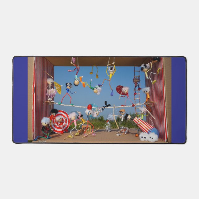 Des fubby au Cirque avec de nombreux acts. (Recto)