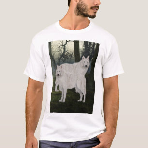Des loups blancs dans les bois sombres. T-shirt