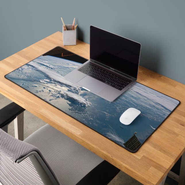 Des Nuages Autour De Sumatra, Indonésie. (Bureau 2)