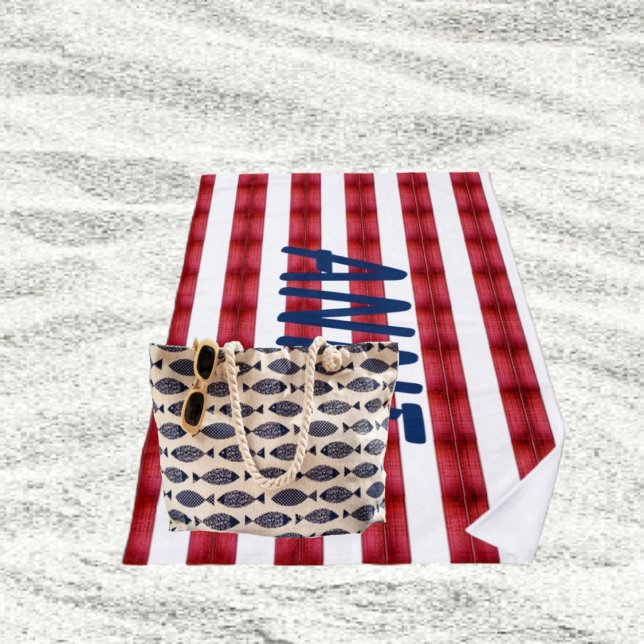 Des Rayures Dans La Serviette De Plage Abstraite (These Bold Red, White, and Blue, stripes, are somewhat patriotic!)