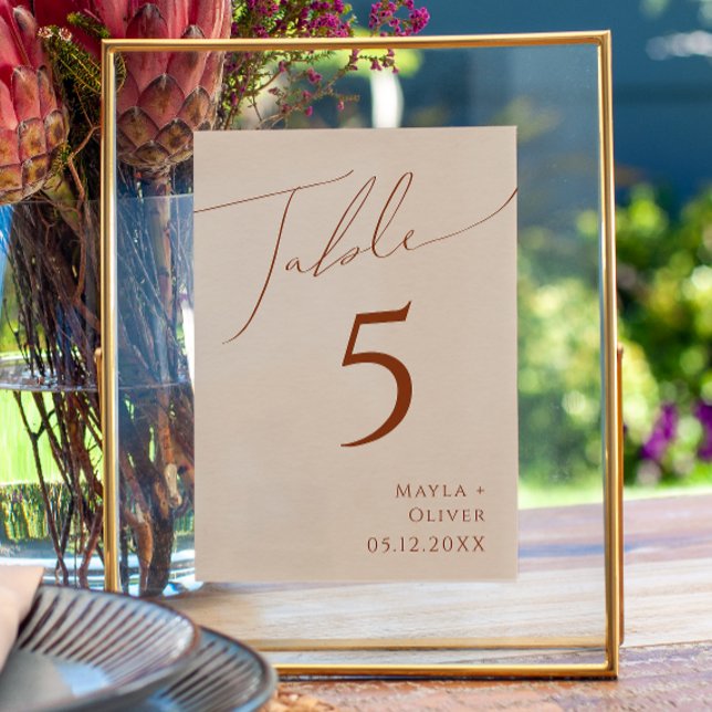 Désert de Whimsical | Numéro de table beige (Créateur téléchargé)