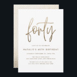 Design moderne 40e anniversaire simple élégant scr<br><div class="desc">Moderne 40e anniversaire simple élégant script or élégant et géométrique 40e anniversaire invitation. Motif de arrière géométrique moderne. Partie d'une collection. La couleur peut être changée.</div>